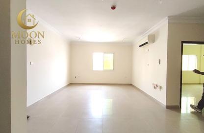 Apartment - 2 Bedrooms - 2 Bathrooms for rent in Fereej Abdul Aziz - Fereej Abdul Aziz - Doha