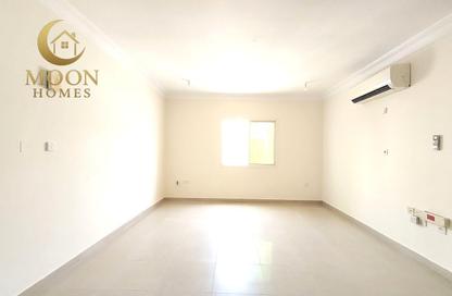 Apartment - 2 Bedrooms - 2 Bathrooms for rent in Fereej Abdul Aziz - Fereej Abdul Aziz - Doha