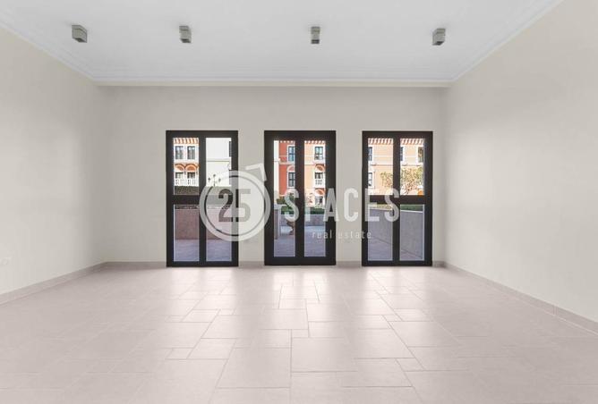 52270902 - Property Image 2