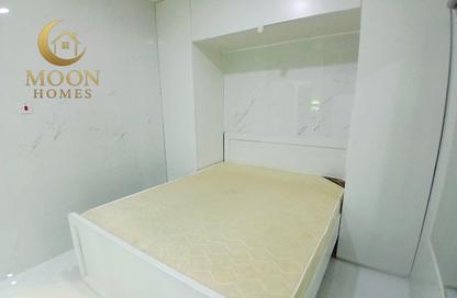 Apartment - Studio - 1 Bathroom for rent in Umm Ghuwailina 4 - Umm Ghuwailina - Doha