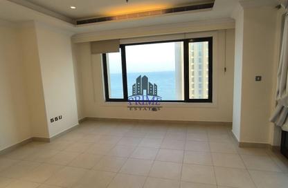 Apartment - 2 Bedrooms - 4 Bathrooms for rent in Tower 31 - Porto Arabia - The Pearl Island - Doha