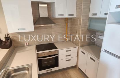 Apartment - 3 Bedrooms - 4 Bathrooms for rent in City Avenue Building C - City Avenue - Al Erkyah City - Lusail
