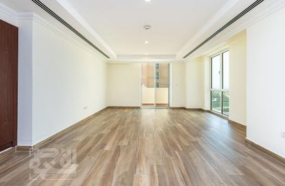 Apartment - Studio - 1 Bathroom for rent in Tower 19 - Viva Bahriyah - The Pearl Island - Doha