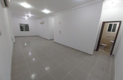 Apartment - 3 Bedrooms - 2 Bathrooms for rent in Anas Street - Fereej Bin Mahmoud North - Fereej Bin Mahmoud - Doha Apartment - 3 Bedrooms - 2 Bathrooms for rent in Anas Street - Fereej Bin Mahmoud North - Fereej Bin Mahmoud - Doha