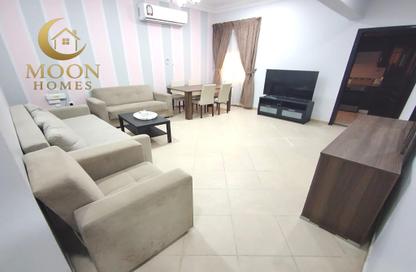Apartment - 2 Bedrooms - 2 Bathrooms for rent in Al Mansoura - Al Mansoura - Doha