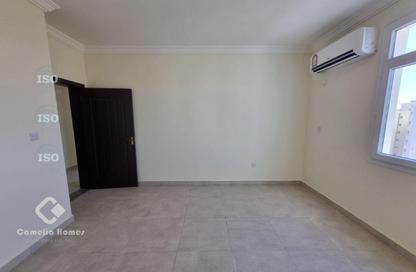 Apartment - 2 Bedrooms - 2 Bathrooms for rent in Al Sadd Road - Al Sadd - Doha