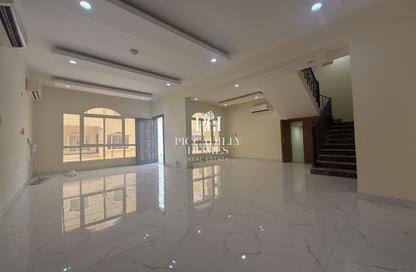 Villa - 5 Bedrooms - 5 Bathrooms for rent in Ain Khaled Villas - Ain Khaled - Doha