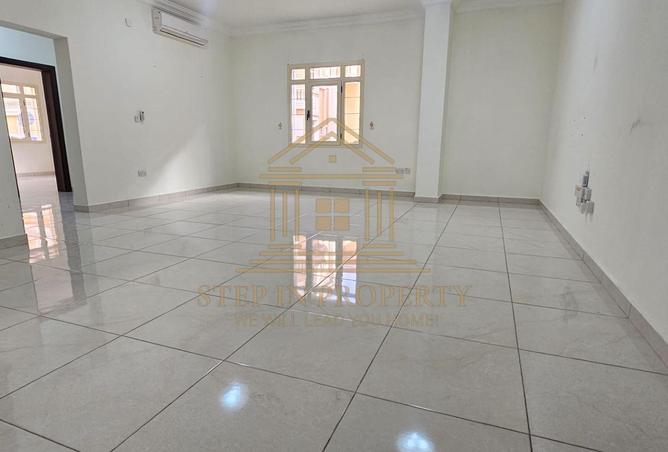 54348130 - Property Image 2