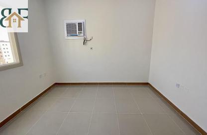 Apartment - 2 Bedrooms - 3 Bathrooms for rent in Al Mansoura - Al Mansoura - Doha