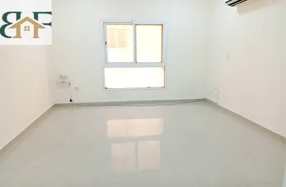 Apartment - 2 Bedrooms - 2 Bathrooms for rent in Al Mansoura - Al Mansoura - Doha