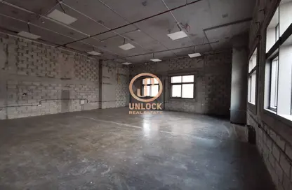 مساحات مكتبية - غرفة نوم - 2 حمامات للايجار في شارع البنوك - مشيرب - الدوحة