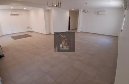 Villa - 3 Bedrooms - 3 Bathrooms for rent in Wadi Al Markh - Muraikh - AlMuraikh - Doha
