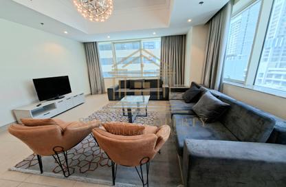 Apartment - 3 Bedrooms - 5 Bathrooms for rent in West Bay Tower - West Bay - West Bay - Doha