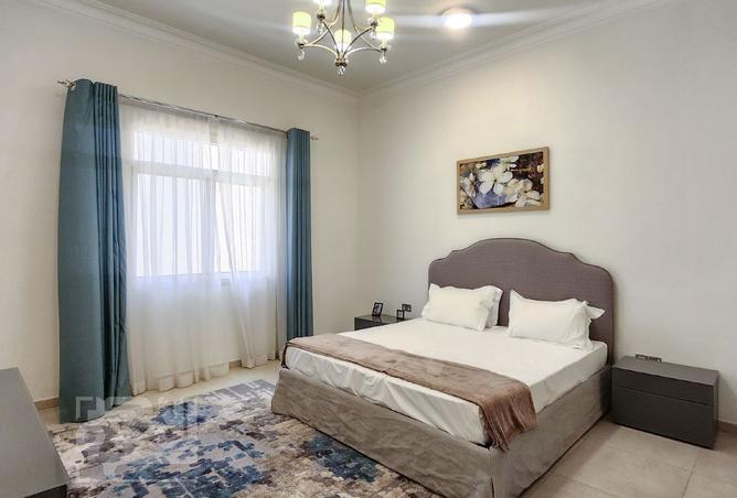 1002891 - Property Image 2