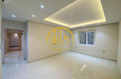 Apartment - 2 Bedrooms - 3 Bathrooms for rent in Madinat Khalifa Building 58 - Madinat Khalifa South - Madinat Khalifa - Doha