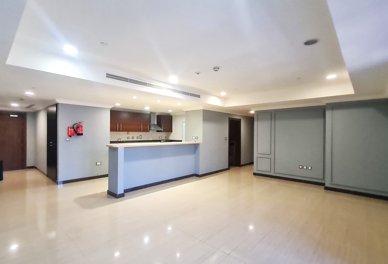 BIG BALCONY | LARGE AND SPACIOUS 2 BEDROOMS - apartment in Porto Arabia