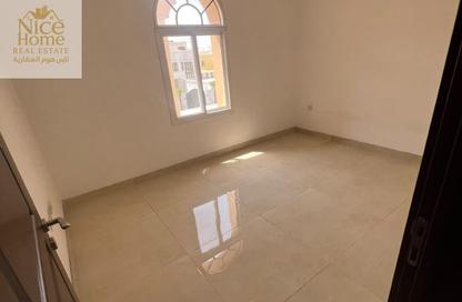 Villa - 6 - 6 for rent in Al Kheesa - Umm Salal Mohammed