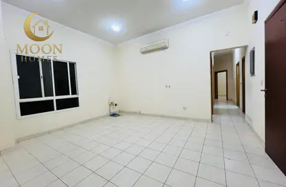 Apartment - 3 Bedrooms - 3 Bathrooms for rent in Muntazah 7 - Al Muntazah - Doha
