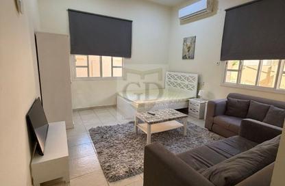Apartment - Studio - 1 Bathroom for rent in Al Dafna - Al Dafna - Doha