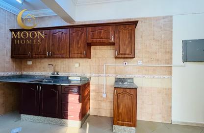 Apartment - 1 Bedroom - 1 Bathroom for rent in Umm Ghwailina Comm - Umm Ghuwalina - Umm Ghuwailina - Doha