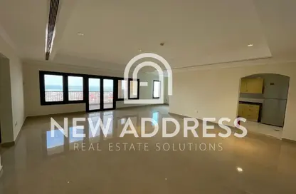 Apartment - 2 Bedrooms - 3 Bathrooms for rent in Porto Arabia Townhouses - Porto Arabia - The Pearl Island - Doha