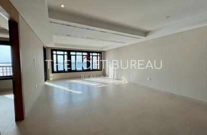 Apartment - 1 Bedroom - 2 Bathrooms for rent in East Porto Drive - Porto Arabia - The Pearl Island - Doha