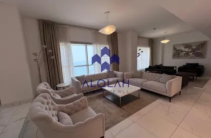 Apartment - 3 Bedrooms - 5 Bathrooms for rent in West Bay - West Bay - Doha