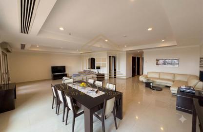 Apartment - 2 Bedrooms - 3 Bathrooms for rent in East Porto Drive - Porto Arabia - The Pearl Island - Doha