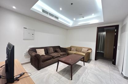 Apartment - 2 Bedrooms - 1 Bathroom for rent in Al Sadd Road - Al Sadd - Doha