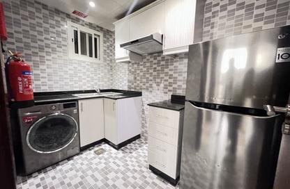 Apartment - 2 Bedrooms - 1 Bathroom for rent in Al Sadd Road - Al Sadd - Doha Apartment - 2 Bedrooms - 1 Bathroom for rent in Al Sadd Road - Al Sadd - Doha