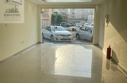 Shop - Studio - 1 Bathroom for rent in Fereej Bin Mahmoud North - Fereej Bin Mahmoud - Doha