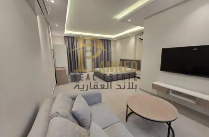 Apartment - 2 Bedrooms - 3 Bathrooms for rent in Umm Ghuwailina - Doha