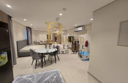 Apartment - 2 Bedrooms - 3 Bathrooms for rent in Umm Ghuwailina - Doha Apartment - 2 Bedrooms - 3 Bathrooms for rent in Umm Ghuwailina - Doha