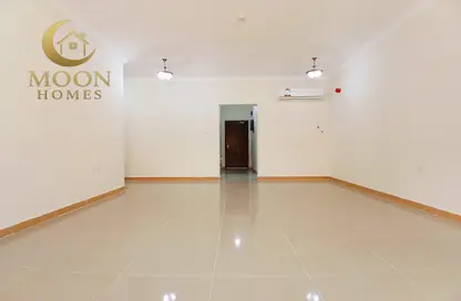 Apartment - 3 Bedrooms - 3 Bathrooms for rent in Al Mansoura - Al Mansoura - Doha