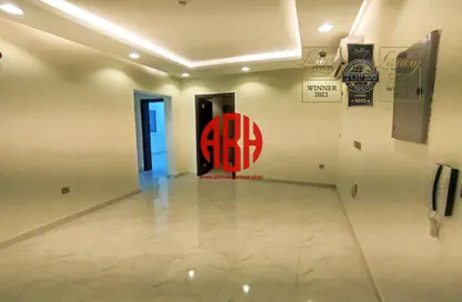 Apartment - 2 Bedrooms - 2 Bathrooms for rent in Al Khazin Street - Madinat Khalifa South - Madinat Khalifa - Doha