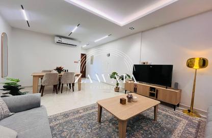 Apartment - 2 Bedrooms - 3 Bathrooms for rent in Ramada Commercial Building - Al Rawabi Street - Al Muntazah - Doha