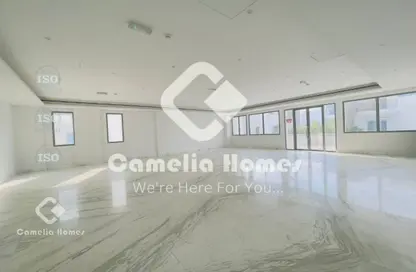 Compound - 3 Bedrooms - 5 Bathrooms for rent in Al Dana st - Muraikh - AlMuraikh - Doha