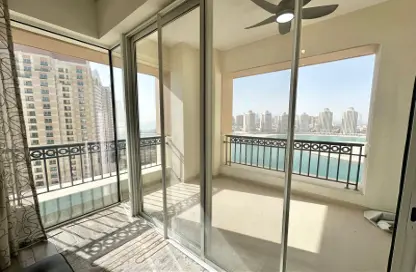 Apartment - 2 Bedrooms - 3 Bathrooms for rent in Viva West - Viva Bahriyah - The Pearl Island - Doha