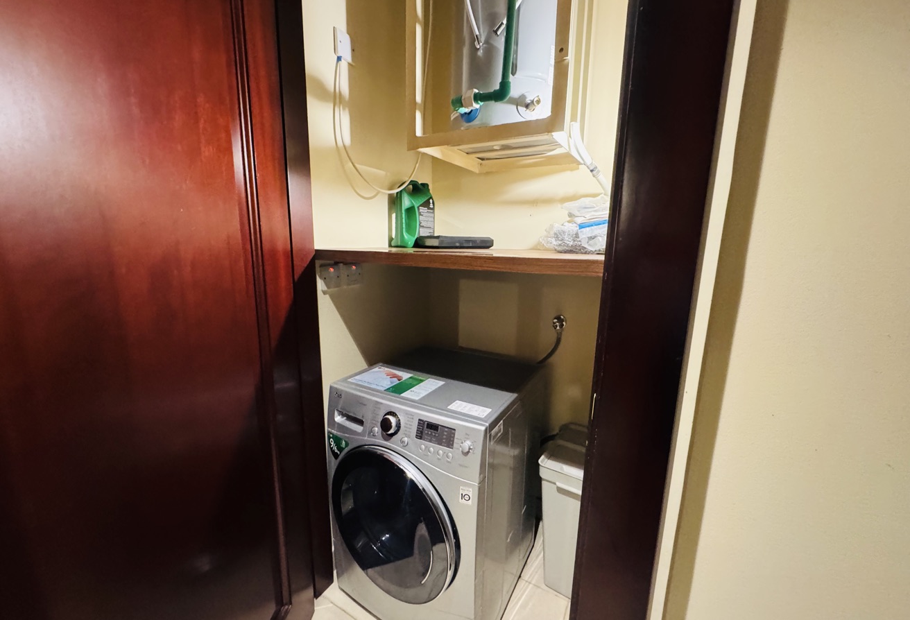 1 BHK Furnished  – Porto Arabia, The Pearl Qatar thumbnail 7