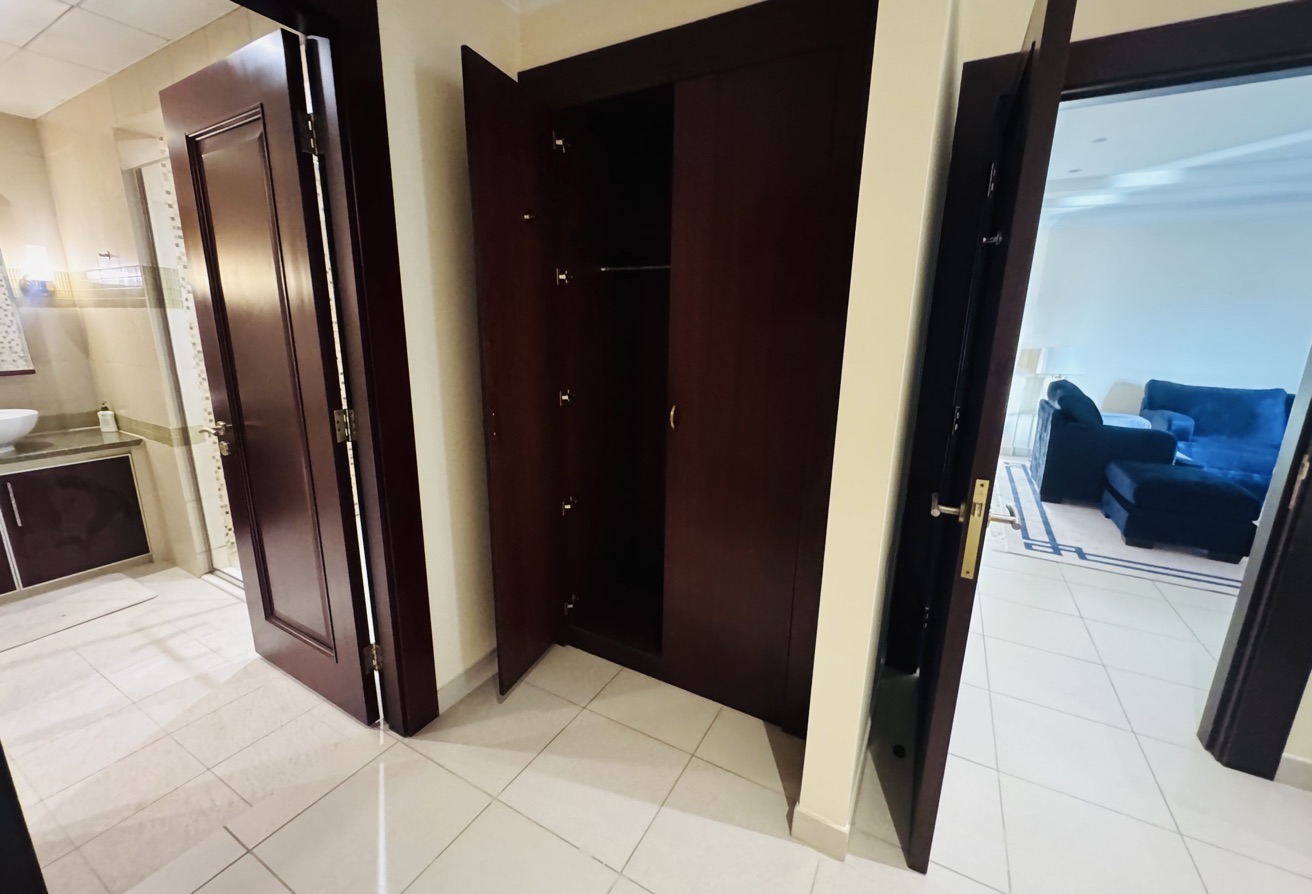 1 BHK Furnished  – Porto Arabia, The Pearl Qatar thumbnail 10