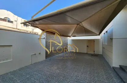 شقة - 2 غرف نوم - 4 حمامات للايجار في المعمورة - المعمورة - الدوحة