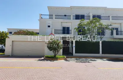 فيلا - 6 غرف نوم - 8 حمامات للايجار في حدائق فلورستا - حدائق فلورستا - جزيرة اللؤلؤة - الدوحة