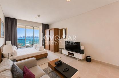 Apartment - Studio - 1 Bathroom for rent in Viva Central - Viva Bahriyah - The Pearl Island - Doha Apartment - Studio - 1 Bathroom for rent in Viva Central - Viva Bahriyah - The Pearl Island - Doha