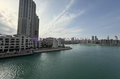 Apartment - 3 Bedrooms - 4 Bathrooms for sale in Mercato - Qanat Quartier - The Pearl Island - Doha