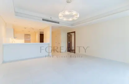 شقة - غرفة نوم - 2 حمامات للبيع في كريستال ريزيدنس - جزيرة جيوان - جزيرة اللؤلؤة - الدوحة