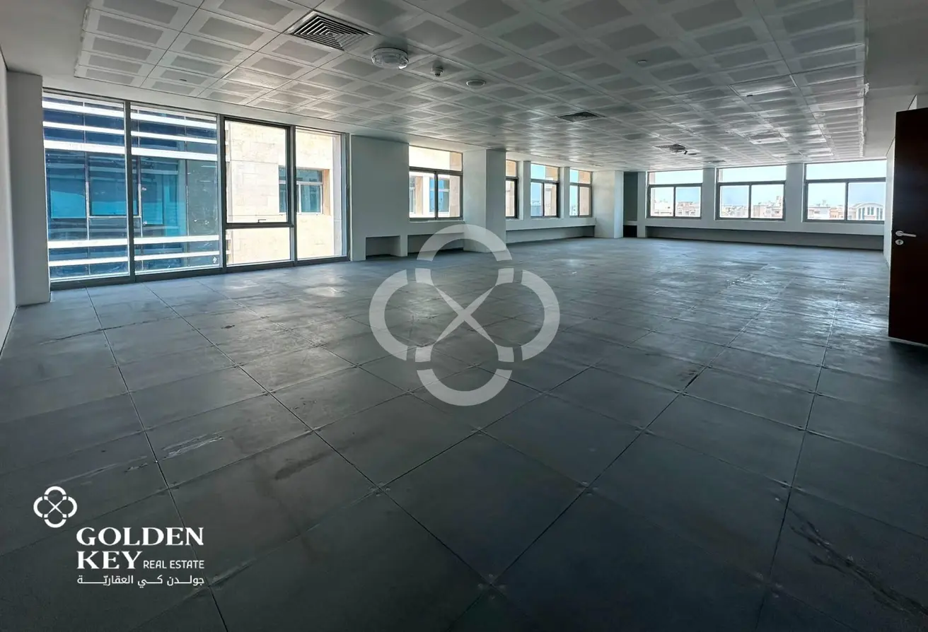 63864277 - Property Main Image