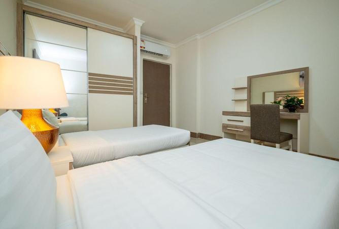 1025634 - Property Image 2