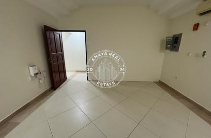 Apartment - 2 Bedrooms - 2 Bathrooms for rent in Al Sadd Road - Al Sadd - Doha