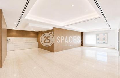 Apartment - 1 Bedroom - 2 Bathrooms for rent in East Porto Drive - Porto Arabia - The Pearl Island - Doha