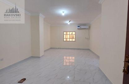 Apartment - 2 Bedrooms - 2 Bathrooms for rent in Al Mansoura - Al Mansoura - Doha